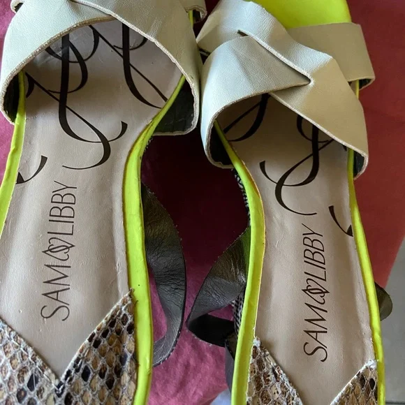 Sam & Libby color block wedge shoe with open toe with ankle strap size 9 - Picture 5 of 15